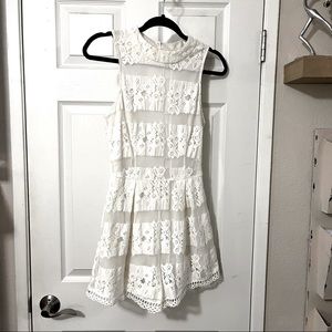 ASTR Anthropologie Lace Mesh Cream Colored Romper Jumpsuit Sz S